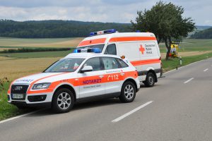 Der Rettungsdienst im Einsatz. Symbolfoto: Pixabay / bhossfeld