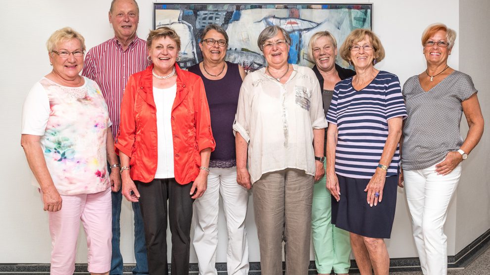 Edith Bohne, Horst-Udo Gärtner, Maria Barz, Laure Meierrose (stellv. Vorsitzende), Gerlinde Schröder, Margret Hoppe, Marlen Beyer (Vorsitzende) und Ingrid Knabke. Foto: Gemeinde Wallenhorst / Thomas Remme