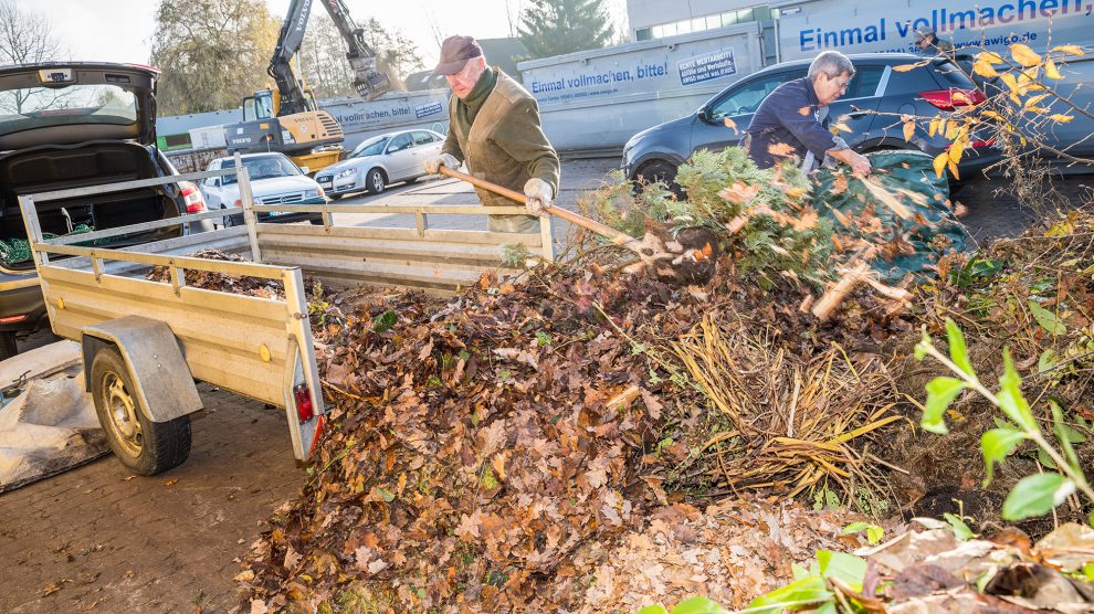 „Einmal leermachen, bitte!“ – und zwar auf dem Grünsammelplatz, nicht im Wald. Foto: Gemeinde Wallenhorst / Thomas Remme