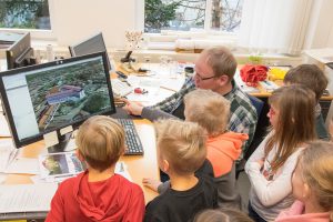 Das Wallenhorster Rathaus in 3D präsentierte Martin Heidkamp ebenso wie die virtuelle Ansicht der Katharinaschule. Foto: Gemeinde Wallenhorst