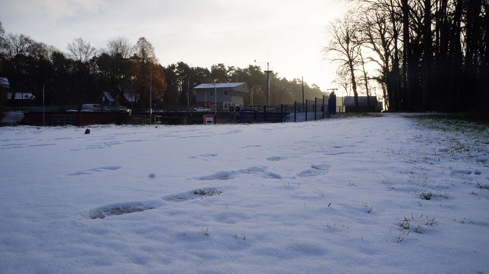 Schnee an der Hollager Schleuse. Foto: Wallenhorster.de