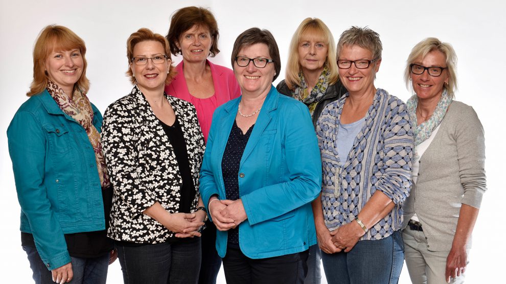 Die Veranstalterinnen (von links): Andrea Kreft, Katja Weber-Khan, Andrea Kalinsky, Monika Schulte, Dagmar Lösche-Meier, Irene Wellmann und Marion Plogmann. Foto: Hermann Pentermann