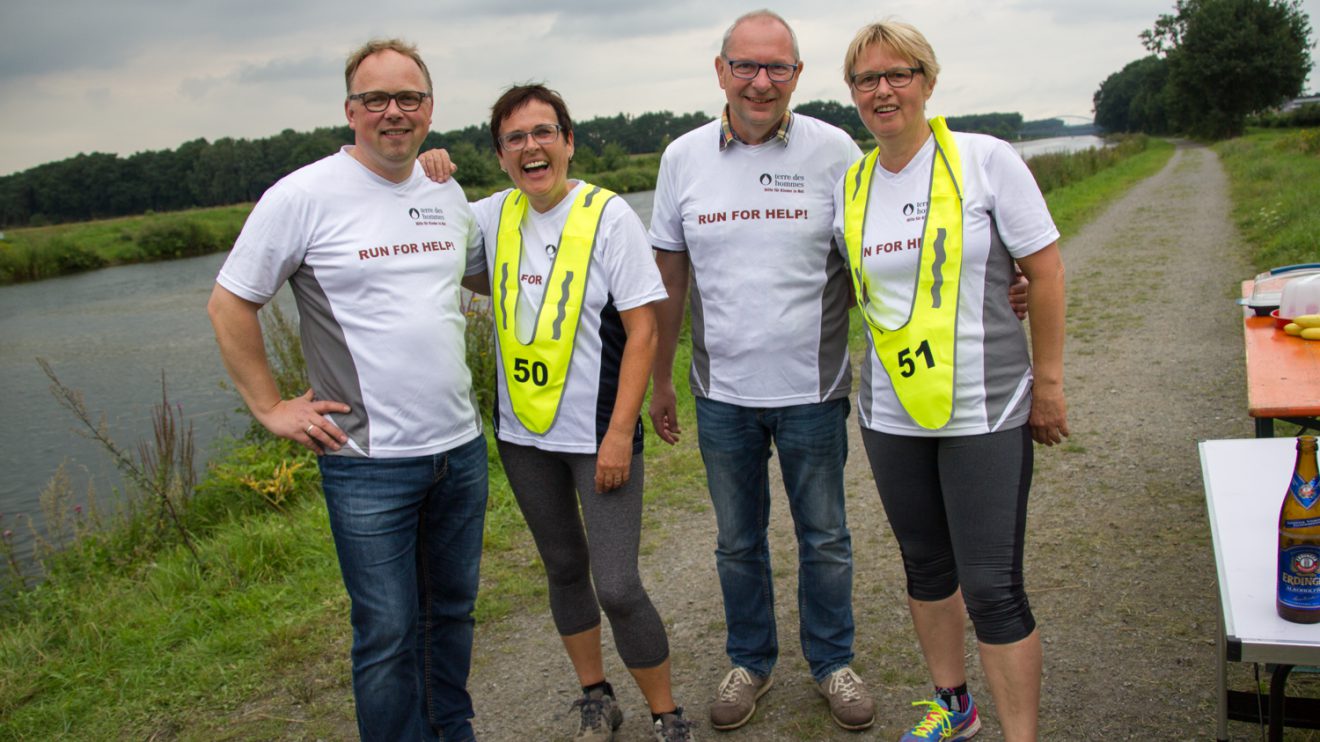 (Spenden)ziel erreicht: Heiner Placke, Christel Kovermann, Christian Speer und Doris Wächter. Foto: André Thöle