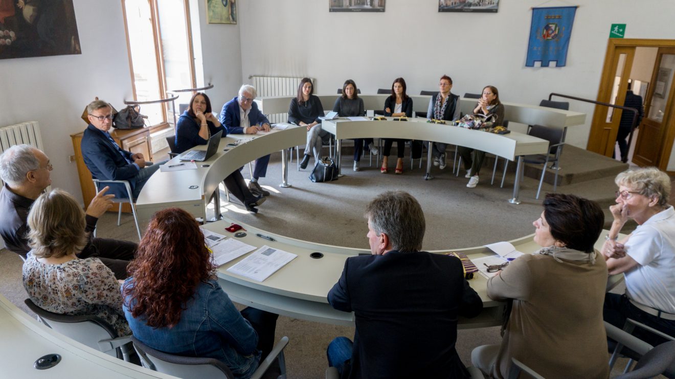 Planungsworkshop mit vier Schulen im Ratssitzungssaal der Gemeinde Priverno. Foto: André Thöle