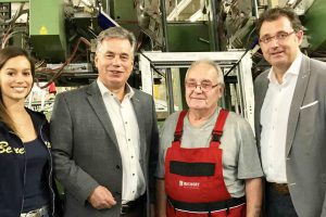 Clemens Lammerskitten beim Besuch der Richert Fenstergruppe. Foto: Wahlkreisbüro Lammerskitten