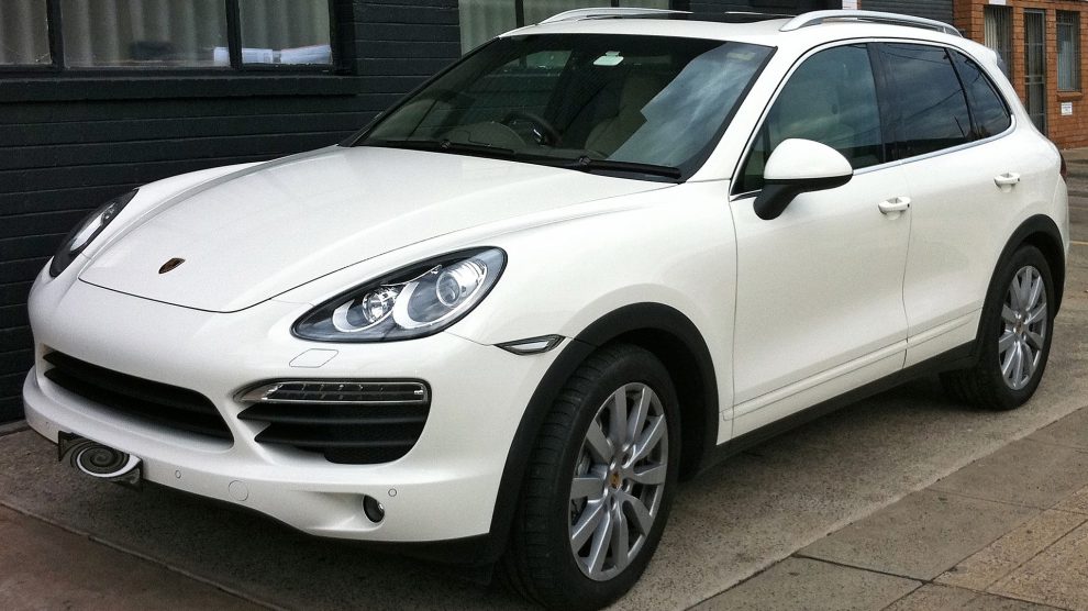 Unfassbar: Der Fahrer eines Porsche Cayenne wurde zwischen Wallenhorst und Osnabrück-Hafen mit 247 km/h bei erlaubten 80 km/h gestoppt. Symbolfoto: Pixabay / skeeze