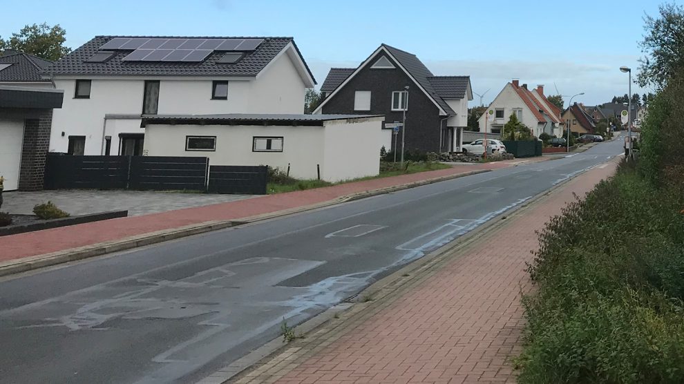 Nicht ungefährlich ist es für Kinder in Hollage-Ost an der Straße Am Pingelstrang. Foto: Wallenhorster.de