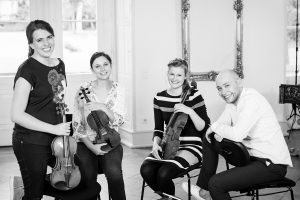 Erneut im Ruller Haus zu Gast: Veronika Bejnarowicz (Violine), Laura Kania (Violine), Rica Schultes (Viola) und Gereon Theis (Violoncello) sind das "Vigato Quartett". Foto: Winfried Hieronymus