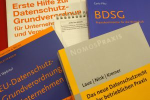 Datenschutzliteratur. Foto: FDP Wallenhorst