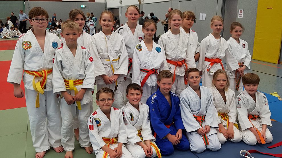 Das Jungen Team von BW Hollage und die Kampfgemeinschaft Judo Crocodiles Osnabrück / BW Hollage. Foto: BW Hollage