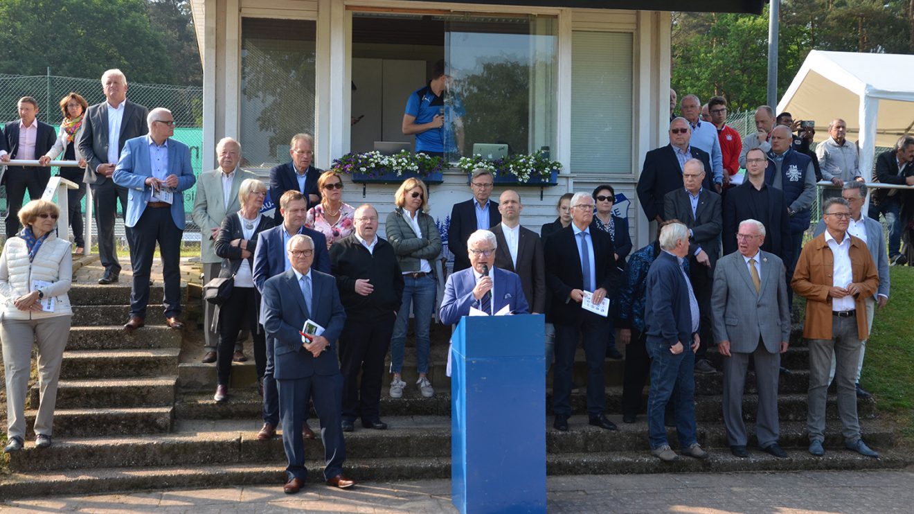 Schirmherr Alfred Lindner bei seiner Ansprache. Foto: Markus Wulftange