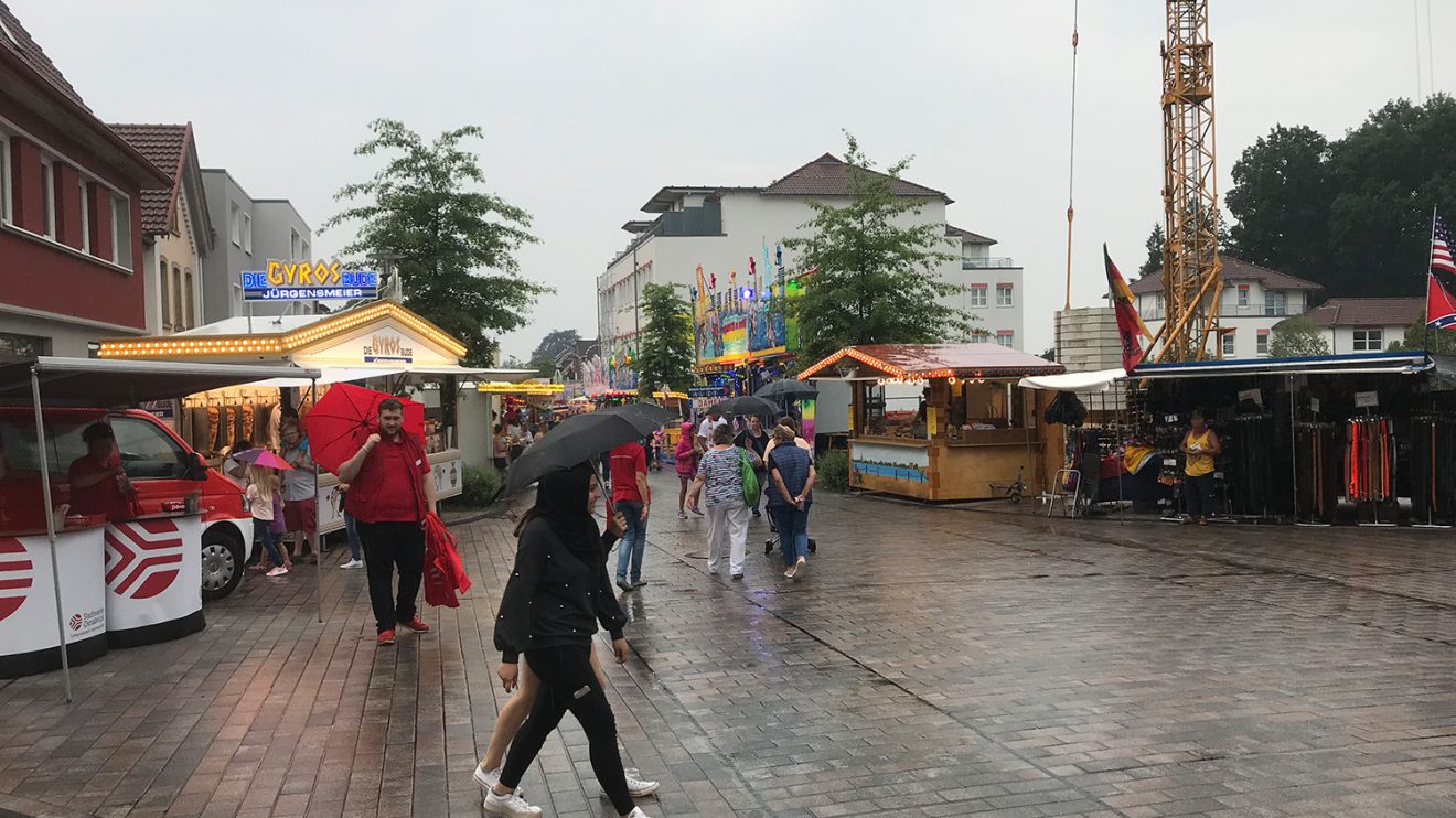 Buntes Treiben am Freitagnachmittag auf der Wallenhorster Klib 2018. Foto: Wallenhorster.de