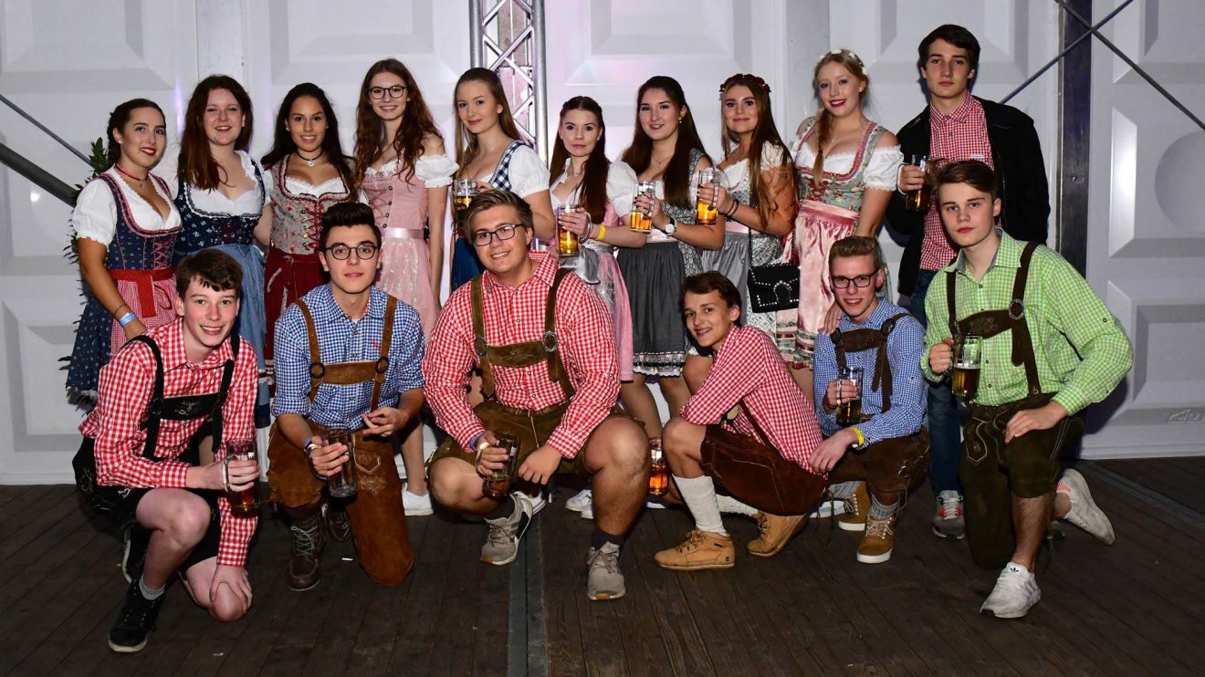 Kräftig gefeiert wurde auf dem 18. Hollager Oktoberfest auch am Samstag, 27. Oktober 2018. Foto: Kolpingsfamilie Hollage