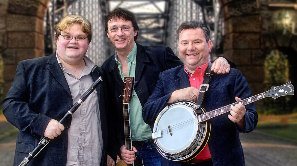 Zu Gast im Ruller Haus ist die Band Trasnù mit einer musikalischen Reise durch Stile, Zeit und Kultur. Foto: Plüschke