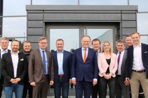 Hoher Besuch in Wallenhorst: Ministerpräsidenten Weil besuchte die Firma Schütte. Foto: Wahlkreisbüro Guido Pott