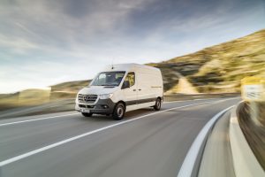 Ein weißer Mercedes-Benz Sprinter wurde in Lechtingen gestohlen. Die Polizei in Wallenhorst sucht Zeugen. Symbolfoto: Daimler AG