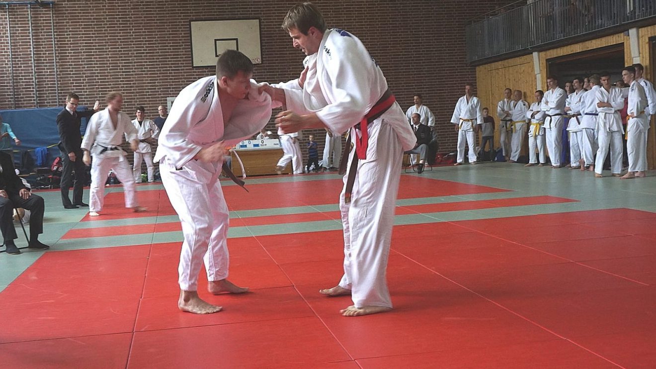 Das Judoteam von Blau-Weiss Hollage kämpfte hoch motiviert am ersten Kampftag der Bezirksliga Weser-Ems, holte jedoch keine Punkte. Foto: Blau-Weiss Hollage