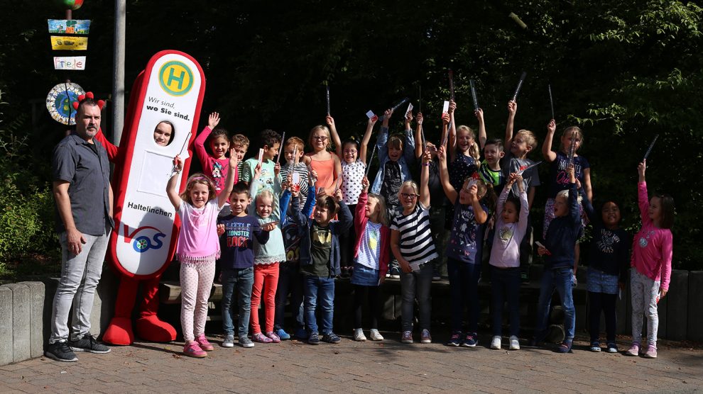 Voller Vorfreude sind die frisch gebackenen Erstklässler an der Regenbogengrundschule in Georgsmarienhütte auf die bevorstehende Schulzeit. Foto: Jessica Fischer / Stadtwerke Osnabrueck