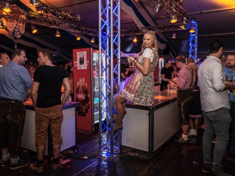 Beste Stimmung beim Hollager Oktoberfest 2019. Foto: Dominik Kluge für Wallenhorster.de