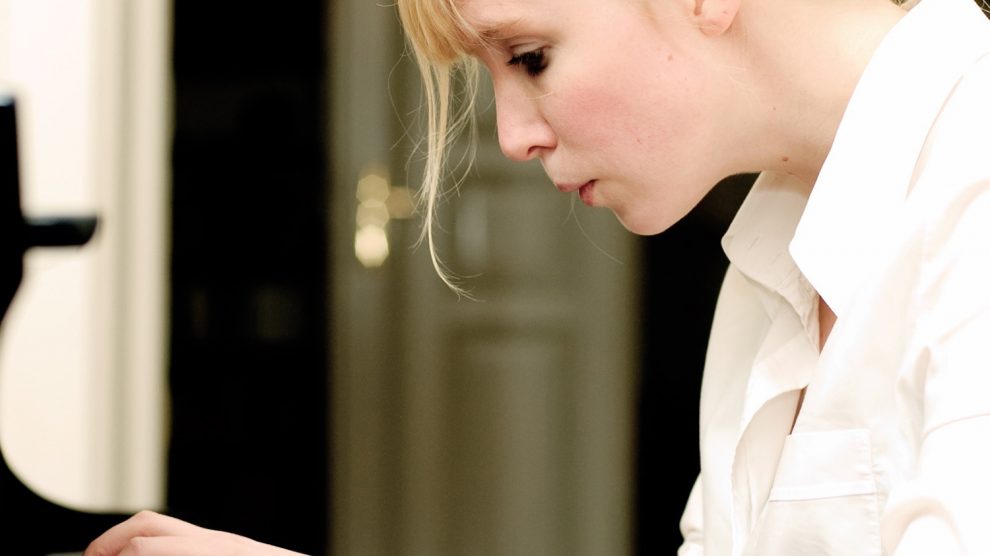 Das Ruller Haus begeht am Sonntag, 27. Oktober um 17 Uhr, sein diesjähriges Geburtstagskonzert mit einem Klavierabend: Die Pianistin Natalia Ehwald wird zum 15. Jahrestag Stücke von Beethoven, Schumann und Schubert spielen. Foto: Stephan Roehl