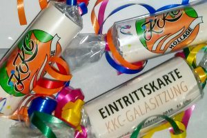 Die Eintrittskarten für die KKC-Nachmittagsgala sind auch als verpacktes Präsent erhältlich. Foto: Heinz Grünebaum / Kolpingsfamilie Hollage