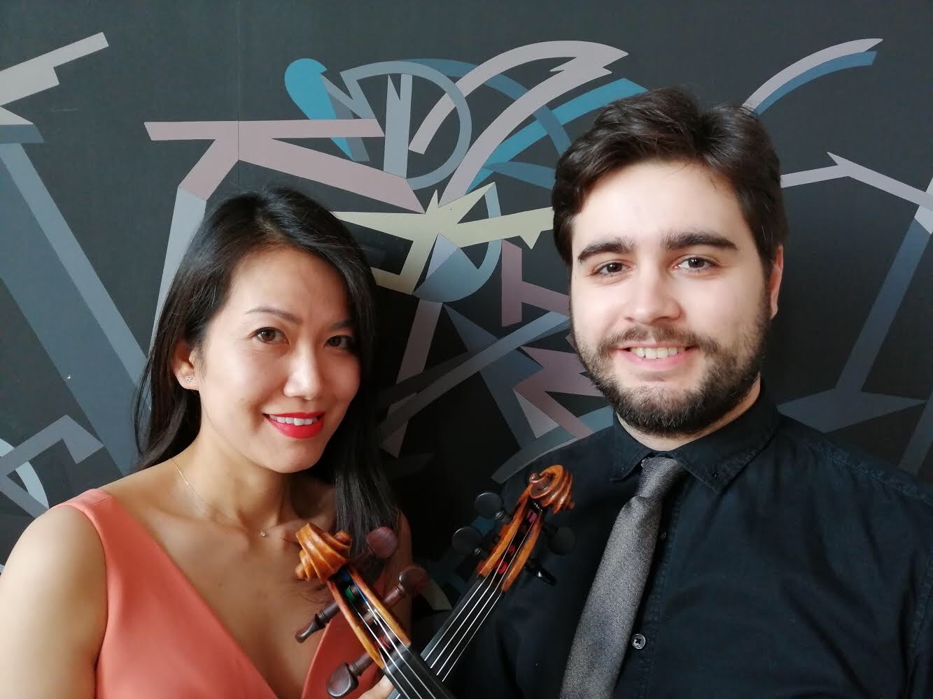 Kammermusik in ungewöhnlicher Besetzung steht am Sonntag, 17. November ab 17 Uhr, im Ruller Haus auf dem Programm. Die Mitglieder des Osnabrücker Symphonieorchesters Nikola Pancic und Kaori Yoshida spielen seltene Streichduos für Geige und Bratsche von Mozart und Alessandro Rolla. Foto: M. Pancic