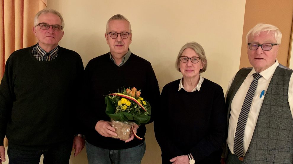 Von links: Theo Ebbeskotte, Ernst-August Schulterobben, Rita Plois und der stellvertretende Bürgermeister Alfred Lindner. Foto: CDU Gemeindeverband Wallenhorst