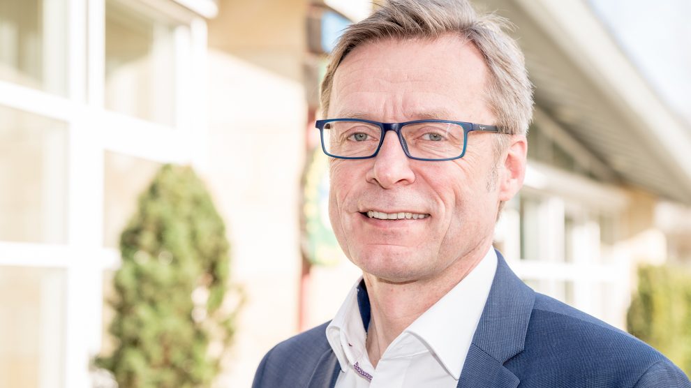 Bürgermeister Otto Steinkamp lädt alle Bürgerinnen und Bürger herzlich ein, ihre Anliegen in den Bürgerforen mit ihm zu diskutieren. Foto: Gemeinde Wallenhorst / Thomas Remme