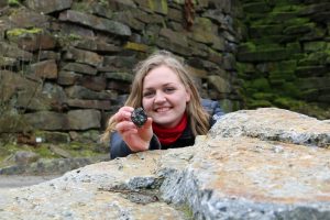 Antonia Hagedorn ist die aktuelle Bundesfreiwilligendienstlerin im Natur- und Geopark TERRA.vita. Foto: TERRA.vita/Melanie Schnieders