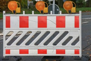 Straßensperrung und Baustelle. Symbolfoto: Manfred Richter / Pixabay