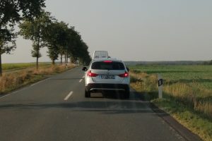 Der tägliche Stau-Ausblick vieler Pendlerinnen und Pendler. Foto: Patrick Sartor