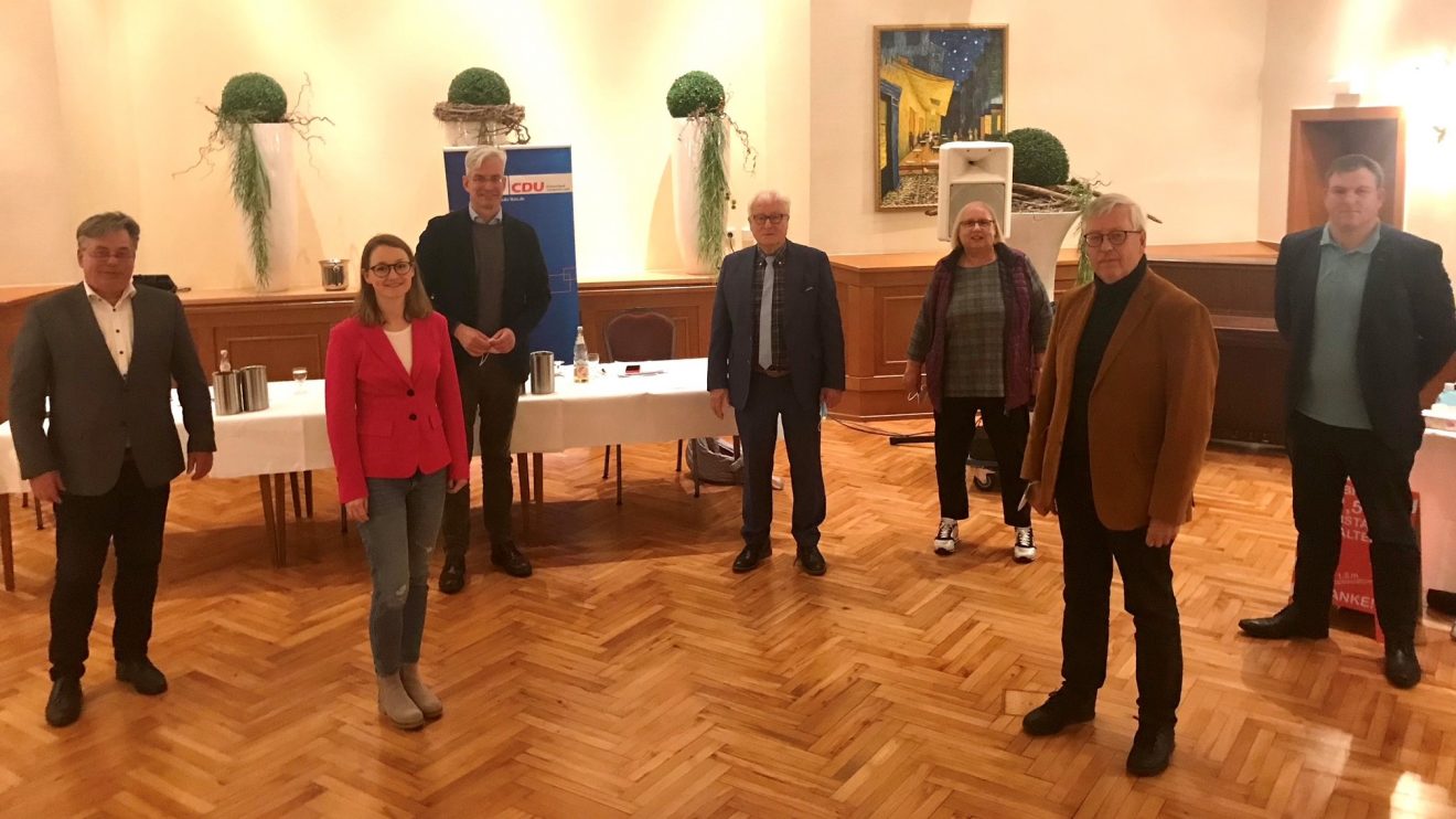 Clemens Lammerskitten MdL, Sara Tausch, Dr. Mathias Middelberg MdB, Alfred Lindner, Anna Schwegmann, Ernst-August Schulterobben, Dominik Küttner (von links nach rechts). Foto: Büro Dr. Middelberg