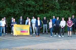 Die Kandidat(inn)enriege der FDP Wallenhorst zur Kommunalwahl 2021. Foto: Domenic Schlinge – Foto Oger