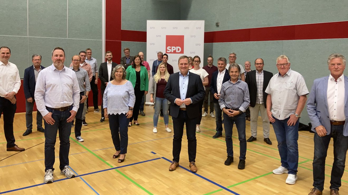 Die 34 Kandidierenden der SPD Wallenhorst freuen sich auf viele Begegnungen mit den Wallenhorster Bürgerinnen und Bürgern. Foto: SPD Wallenhorst