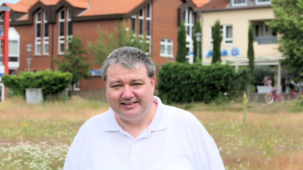 Holger Pellmann auf der Grünen Wiese in Wallenhorst. Foto: CDU Wallenhorst