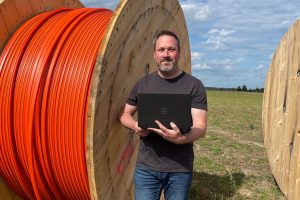 SPD-Ratskandidatin Hendrik Remme macht sich für schnelles Internet auch in den Außenbereichen stark. Foto: SPD Wallenhorst