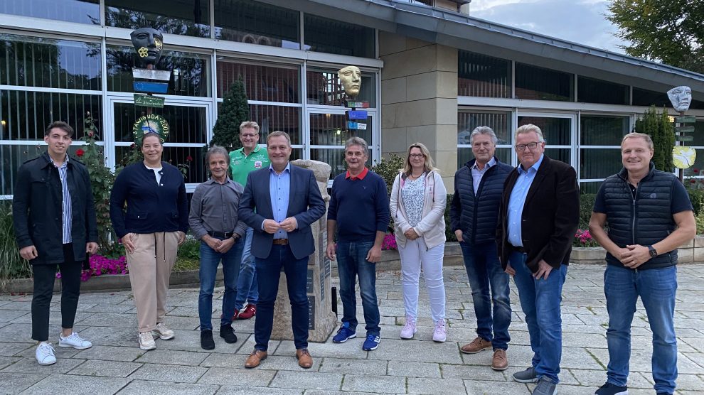 Die Mitglieder der neuen SPD-Ratsfraktion: v.l. Karim Maghrebi, Claudia Burs, Vlado Stojnic, Hauke Klein, Guido Pott, Hans Stegemann, Sabine Steinkamp, Hubert Pohlmann, Norbert Hörnschemeyer und Martin Lange. Foto: Hendrik Remme / SPD Wallenhorst