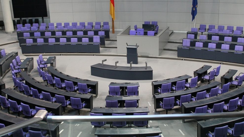 Die Wahl zum neuen Bundestag steht an. Symbolfoto: clareich / pixabay