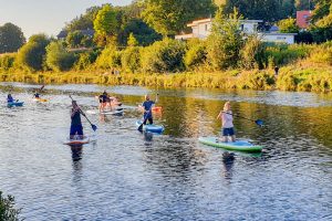 Stand-up-Paddling auf dem Stichkanal. Foto: Kolpingsfamilie Hollage