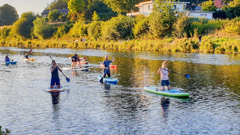 Stand-up-Paddling auf dem Stichkanal. Foto: Kolpingsfamilie Hollage