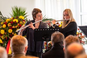 Ein Ensemble der Kreismusikschule Osnabrück begleitet die Gedenkfeier zum Volkstrauertag. Foto: Thomas Remme / Gemeinde Wallenhorst