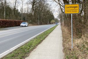 Das Ortsschild „Lechtingen“ wurde um einige hundert Meter an der Osnabrücker Straße verlegt. Dadurch verlängert sich auch der Bereich „Tempo 50“. Foto: Rothermundt / Wallenhorster.de