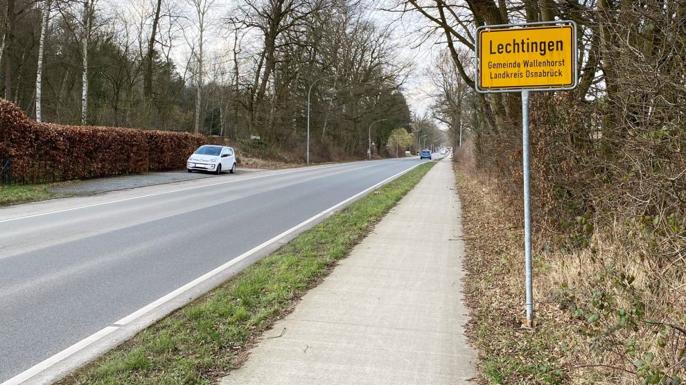 Das Ortsschild „Lechtingen“ wurde um einige hundert Meter an der Osnabrücker Straße verlegt. Dadurch verlängert sich auch der Bereich „Tempo 50“. Foto: Rothermundt / Wallenhorster.de