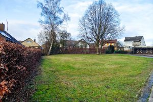 Auf dem ehemaligen Spielplatz an der Feuerbachstraße soll ein Wohnkonzept für mehrere Generationen entstehen. Foto: Sven-Martin Holzhaus / Gemeinde Wallenhorst