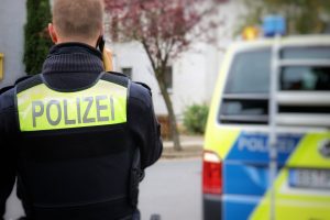 Die Polizei im Einsatz. Symbolfoto: Jonas Augustin / Pixabay