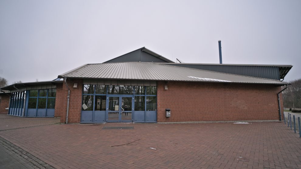 In der großen Sporthalle / Mehrzweckhalle in Lechtingen findet der Flohmarkt rund ums Kind statt. Foto: Christian Nobis