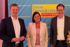 Matthias Seestern-Pauly, MdB, Anke Wittemann, Landesvorsitzender Dr. Stefan Birkner, MdL“ Foto: FDP Wallenhorst