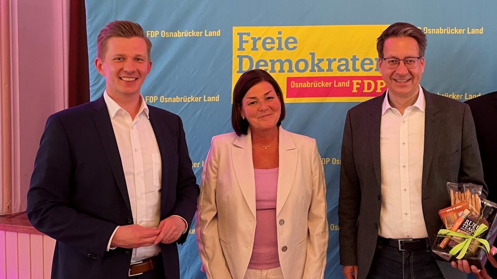 Matthias Seestern-Pauly, MdB, Anke Wittemann, Landesvorsitzender Dr. Stefan Birkner, MdL“ Foto: FDP Wallenhorst