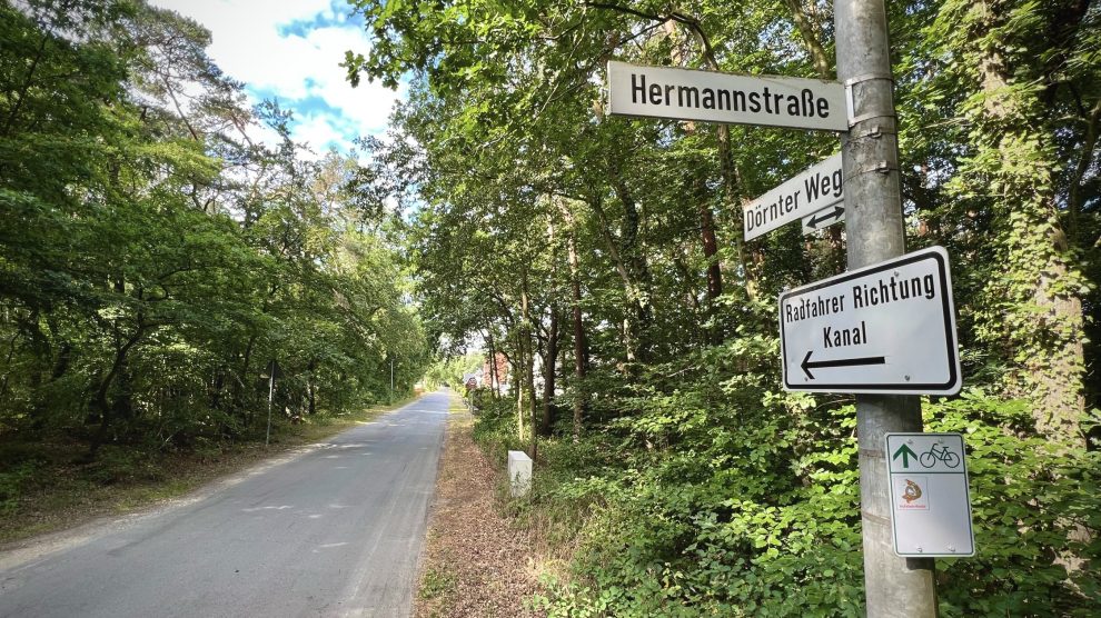 Der Radverkehr Richtung Kanal wird über die Hermannstraße und den Dörnter Weg umgeleitet Foto: Volker Holtmeyer