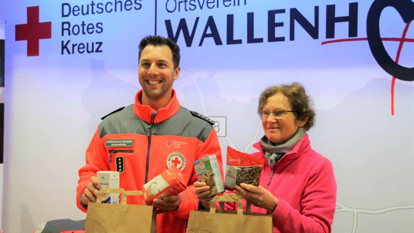 Die Aktion „3.000 Tüten mit Zutaten für die Weihnachtsbäckerei“ startete mit den Diakonie-Stiftungen, Kirchenkreisen und dem DRK in Wallenhorst. Foto: Marc Dallmöller / md-foto.com